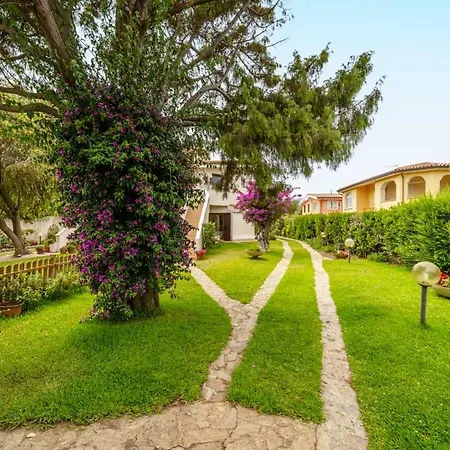 Bados Costa Smeralda 200mt Dal Mare * אולביה