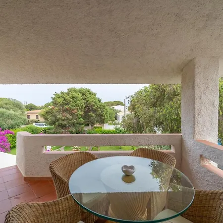 Bados Costa Smeralda 200mt Dal Mare אולביה