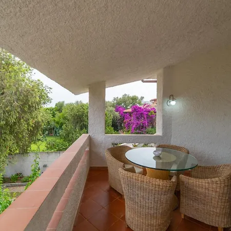 Bados Costa Smeralda 200mt Dal Mare * אולביה